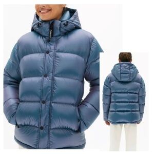 Iridescent blue/purple Aritzia Super puff jacket size medium